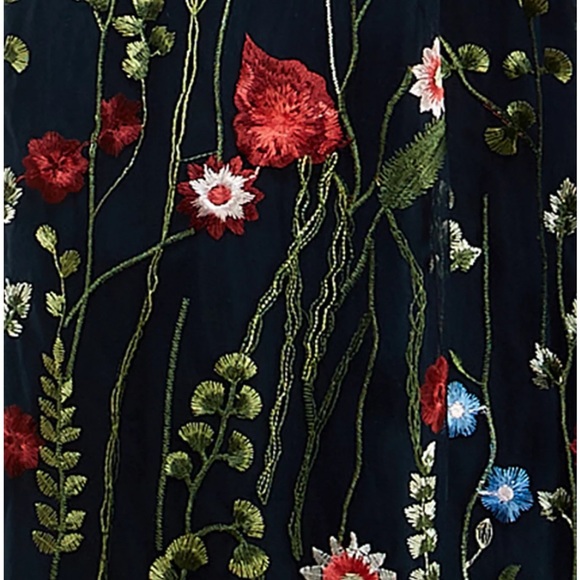 NWT CITY STUDIOS Juniors' Embroidered Mesh Ruffled Gown, dress blue size 3 - Picture 4 of 16